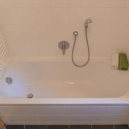 Christina 1 By Smr Near Gondola Apartament *