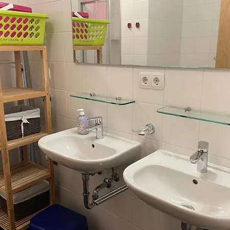 Christina 1 By Smr Near Gondola Apartament *