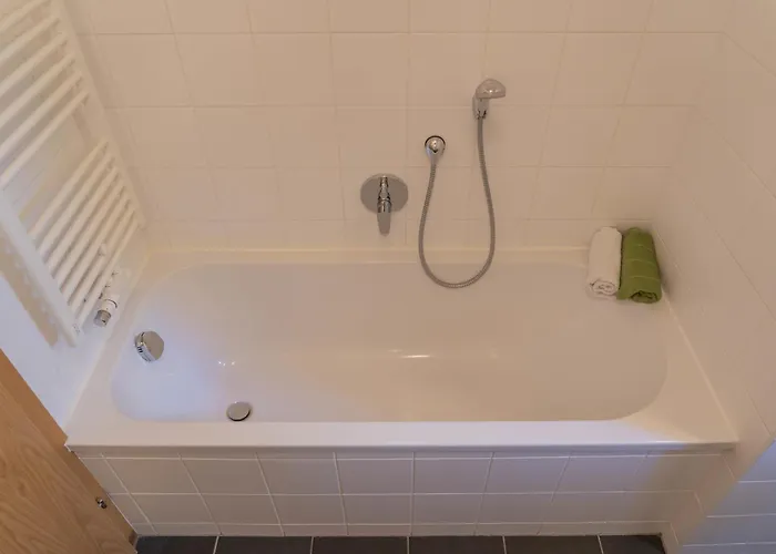 Christina 1 By Smr Near Gondola Appartement *