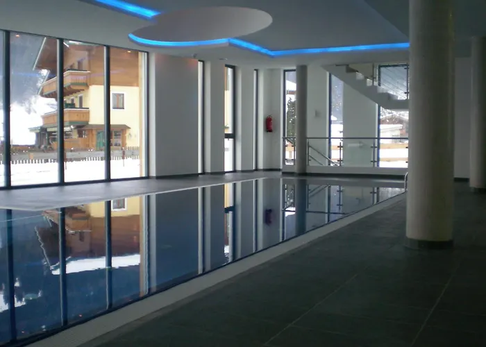 Christina 1 By Smr Near Gondola *