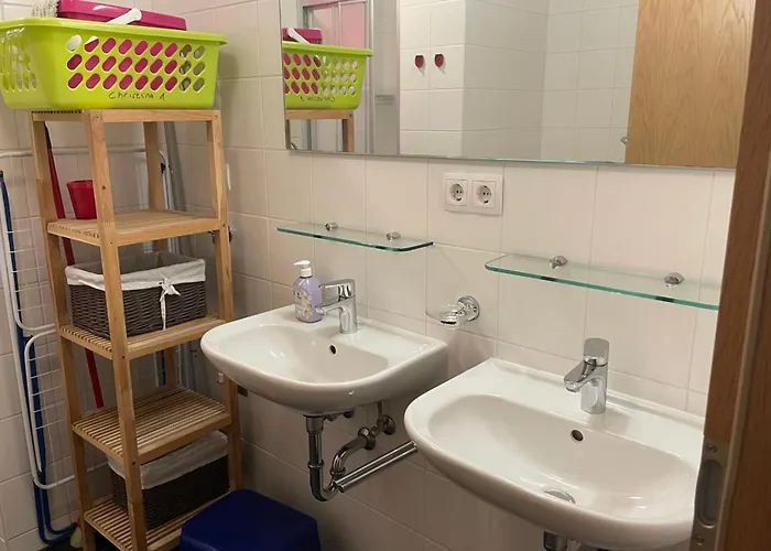 Christina 1 By Smr Near Gondola Appartement *